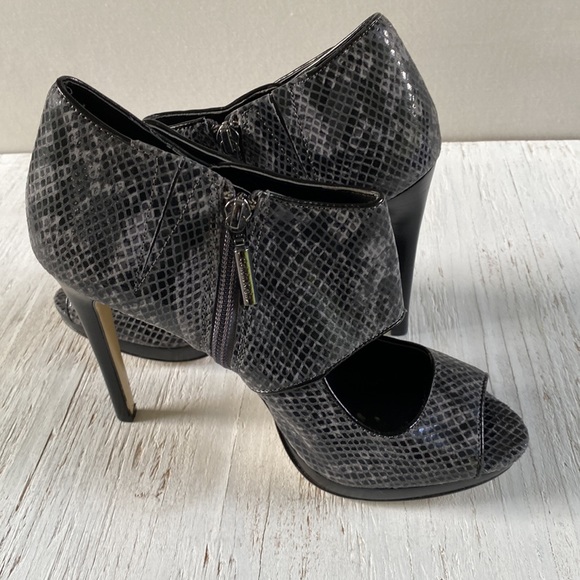 Calvin Klein Leonora Classic Python Print Heels - Picture 10 of 13